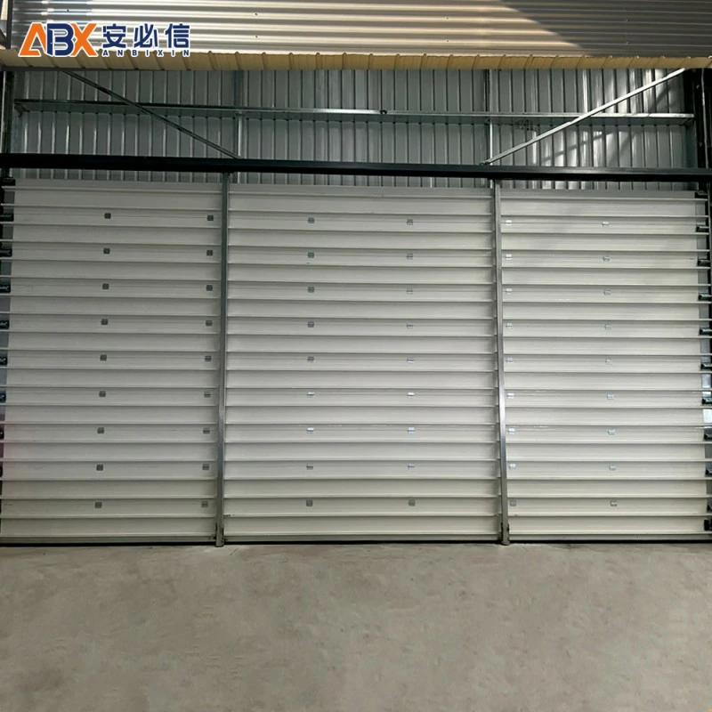 贵港市快速滑升门